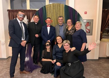 Charitní a farní ples se opět vydařil